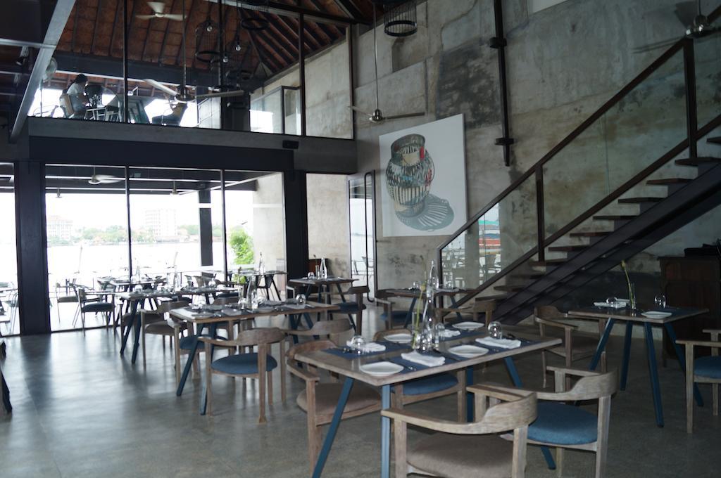 仙达里港酒店 Kochi 外观 照片